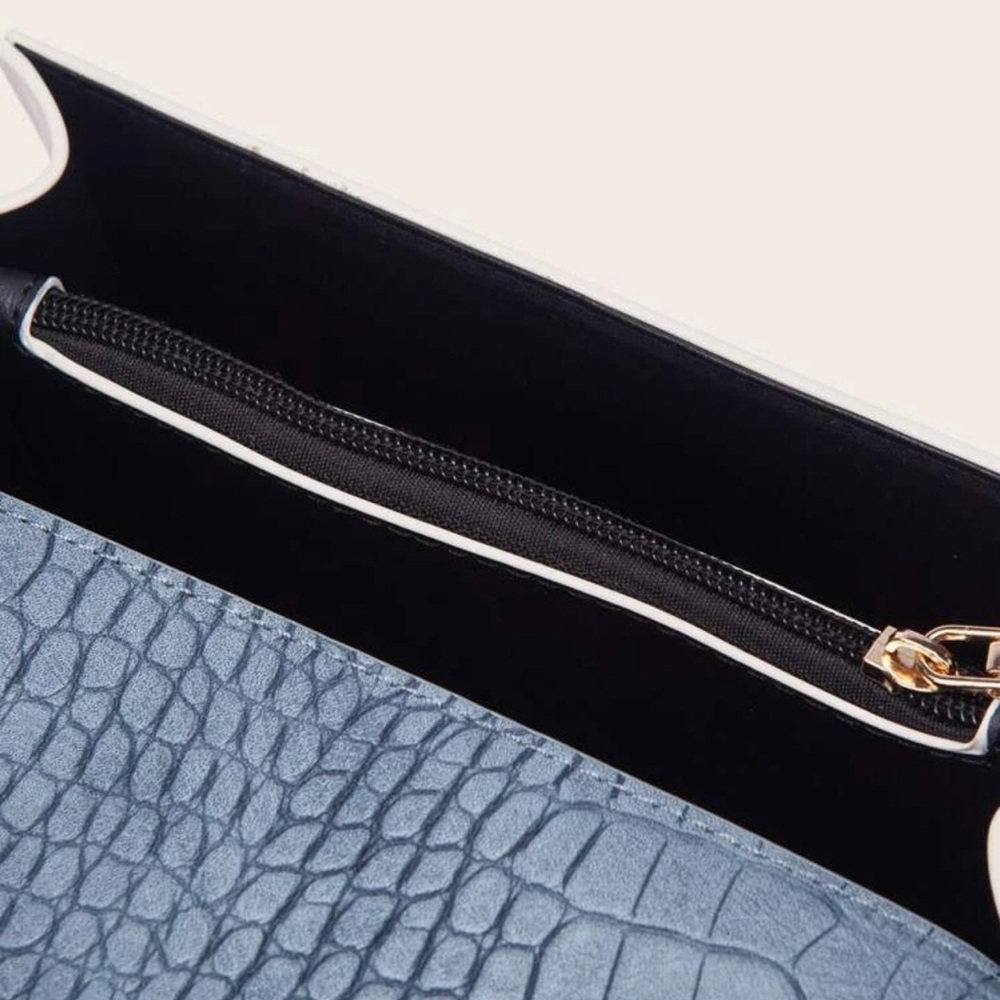 NWOT Elegant Blue and Cream Croc-Embossed Women's Bag - Picture 2 of 4